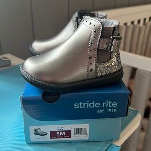 Stride Rite boots 🥾
